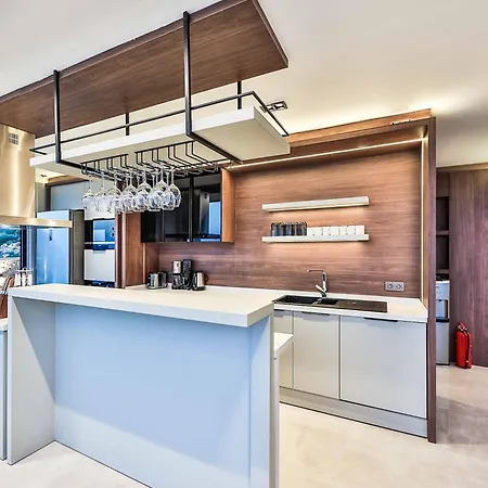 Escala Views קלקן